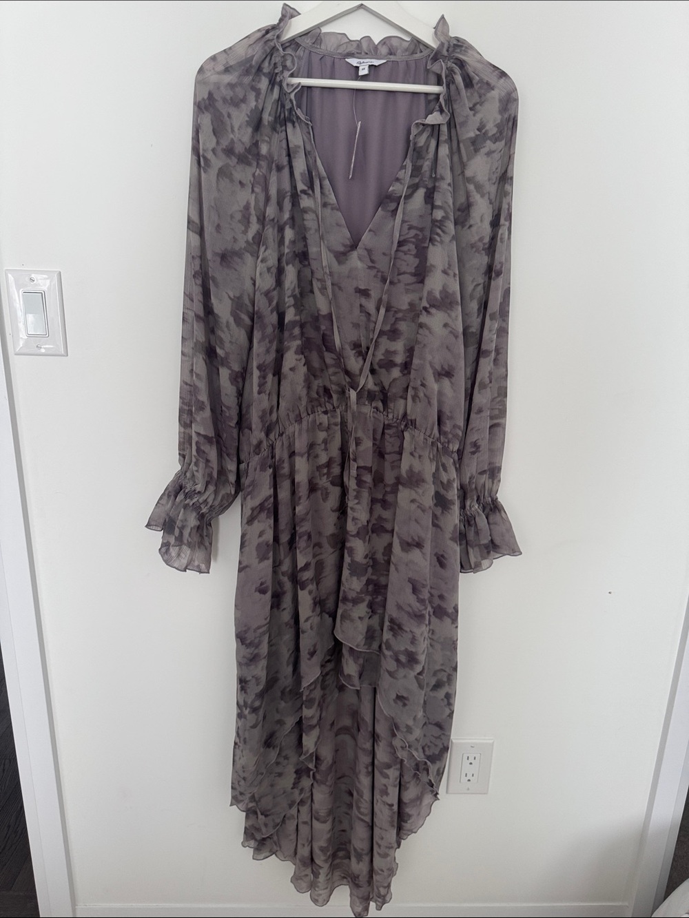 Reitmans Taupe Gray Floral Long Sleeve Maxi Dress